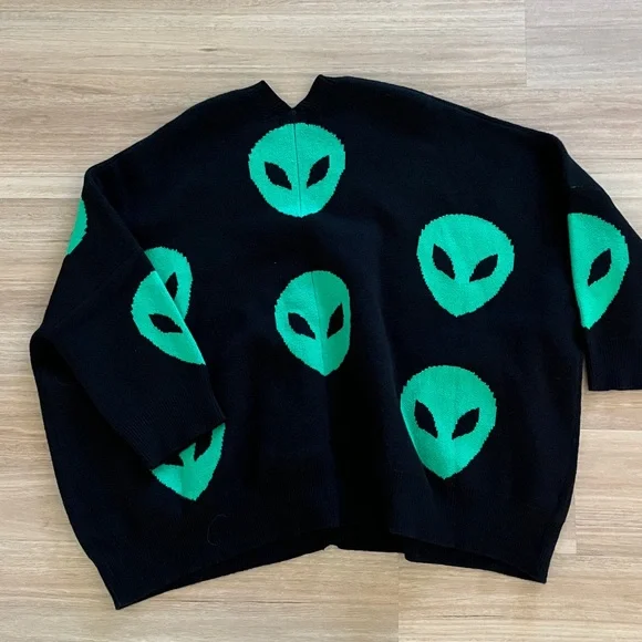 Too Cool For You Oversized Alien Cardigan - Picture 5 of 5